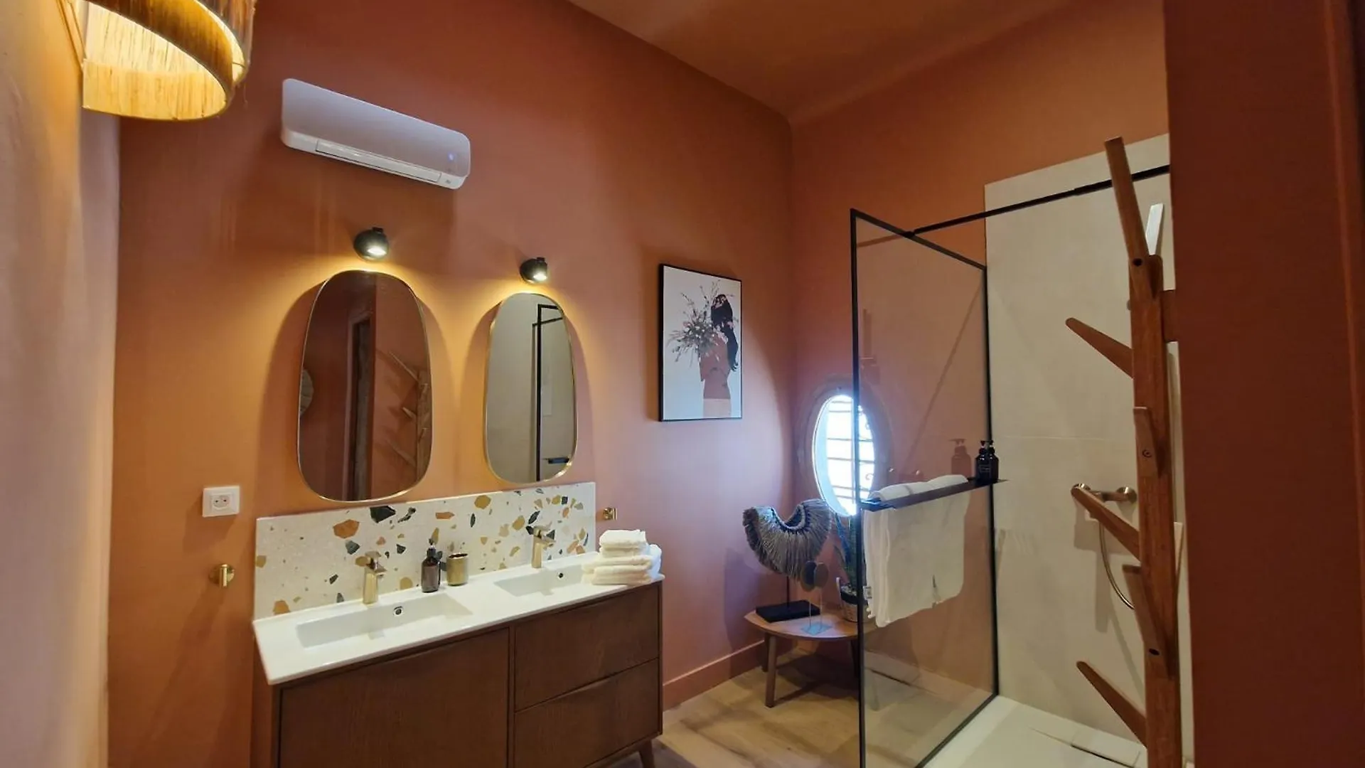 *** Hotel La Maison Clemenceau Salon-de-Provence Francia