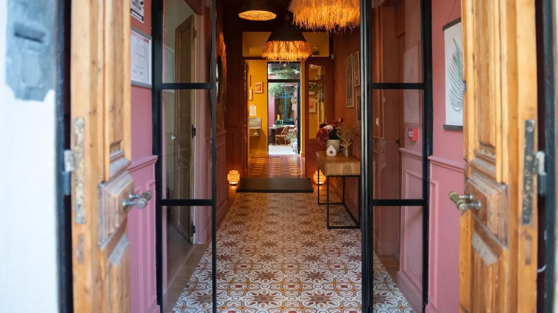 *** Hotel La Maison Clemenceau Salon-de-Provence Francia